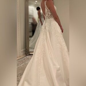 Brand New Martina Liana 1075 Ivory Size 12 Wedding Dress